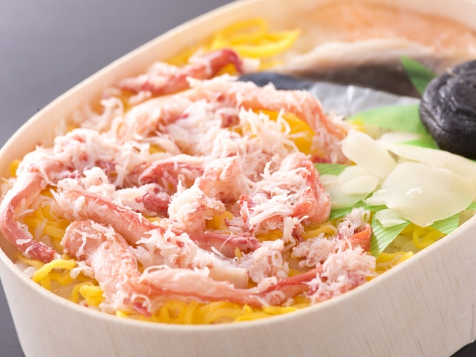越前 波の華 かにちらし